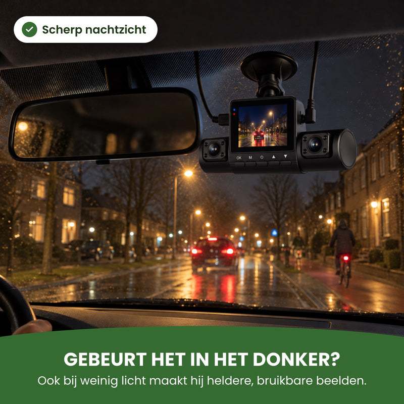 Die 360Guard Pro neben dem Spiegel auf einer dunklen, nassen Straße, das Display zeigt die Straße: Auch bei wenig Licht macht sie brauchbare Bilder