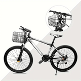 Schwarzer klappbarer Trego-Fahrradkorb, montiert am Lenker eines Mountainbikes, Seitenansicht.
